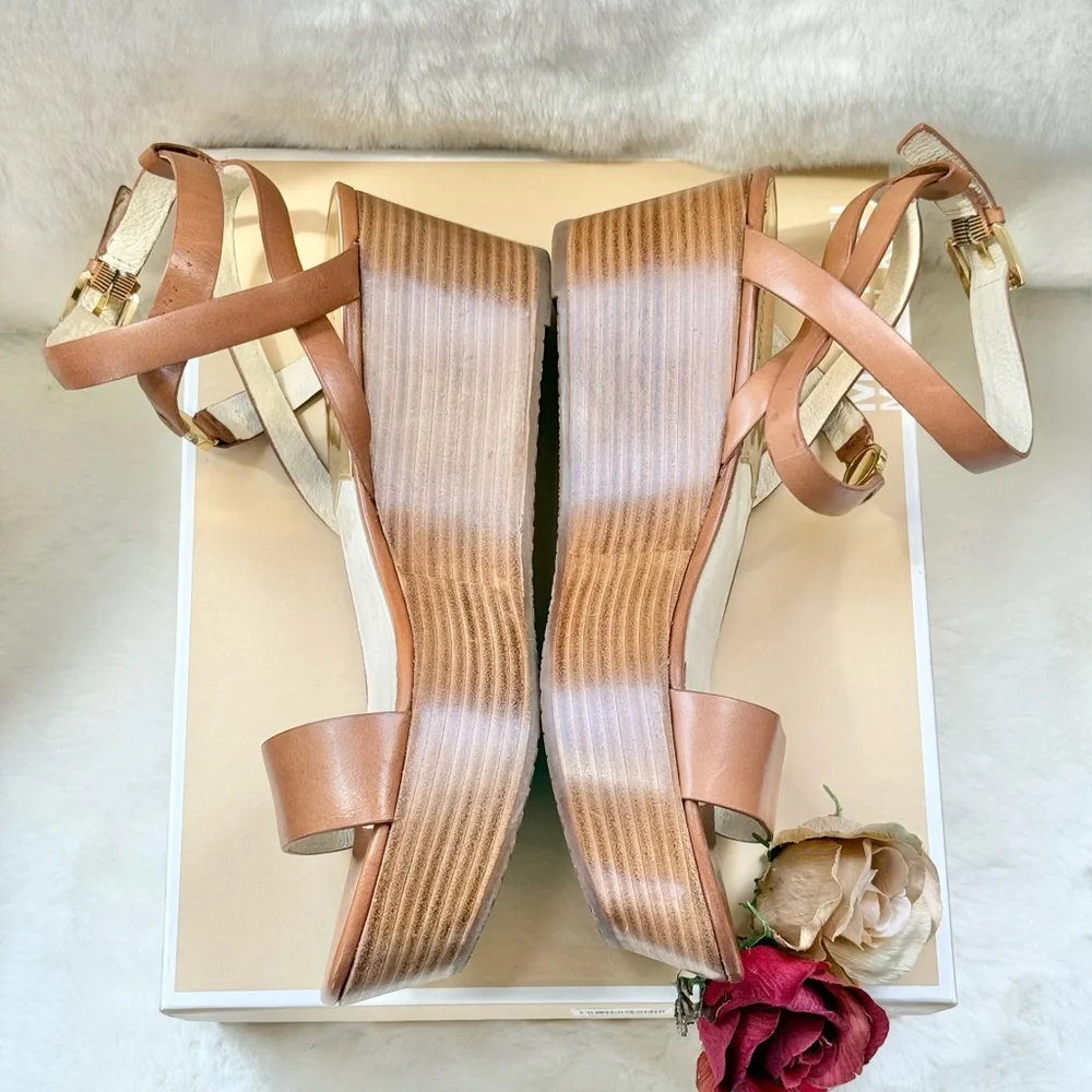 New with tags MICHAEL KORS JALITA CHARM platform SANDAL color, “Luggage”Leather - Picture 7 of 16